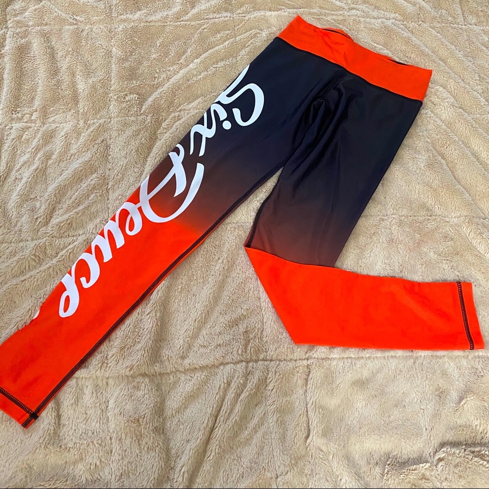Six deuce workout leggings